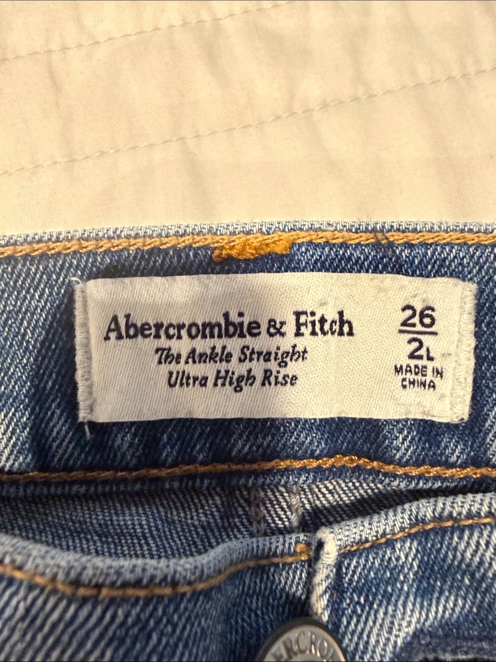 Abercrombie & Fitch Ankle Straight Ultra High Rise Jeans - Light Blue 26 LONG